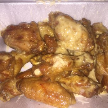 Joe's Pizza - The honey garlic wings - Pizza Near Me - Newburgh, New York