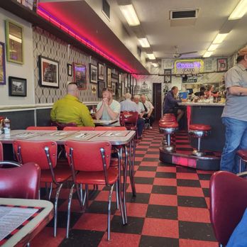Oscar's Cafe - Inside Oscars - Breakfast & Brunch Near Me - Durango, Colorado Oscar's Cafe - Inside Oscars - Breakfast & Brunch Near Me - Durango, Colorado