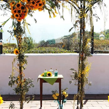 Collected With Love - absolutely beautiful arch! - Wedding Planning Near Me - San Clemente, California