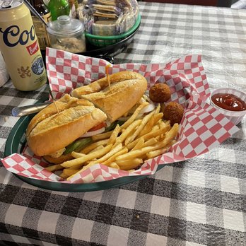 Flying Fish - Gator po' boy - Seafood Near Me - Little Rock, Arkansas