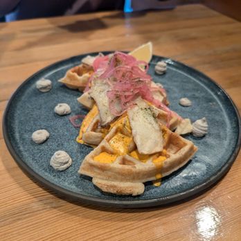 The Juniper Bistro - Savory waffles - Canadian (New) Near Me - Banff, Alberta The Juniper Bistro - Savory waffles - Canadian (New) Near Me - Banff, Alberta