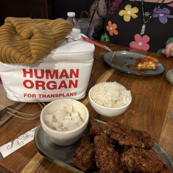 Bonchon Philadelphia - Mixed 6 PC 4Wings 2 Drums - Korean Near Me - Philadelphia, Pennsylvania