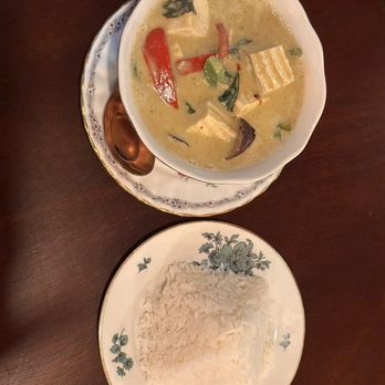 Gala Thai - Green Curry with tofu - Thai Near Me - Los Angeles, California Gala Thai - Green Curry with tofu - Thai Near Me - Los Angeles, California