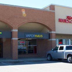 Vapor Haus - store front