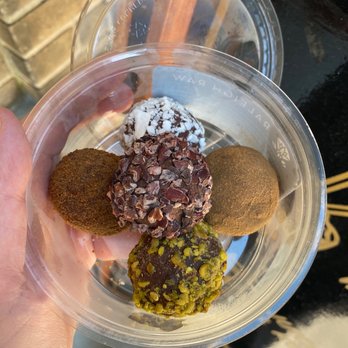Raleigh Raw Juice Bar & Cafe - Truffles - Juice Bars & Smoothies Near Me - Raleigh, North Carolina