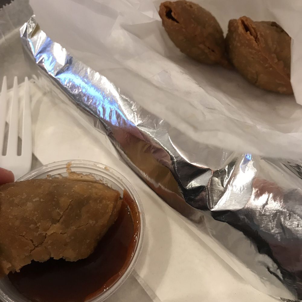 Bombay Eats - Samosas with (Extra Cup) Sweet Tamarind Sauce - Indian Near Me - Chicago, Illinois Bombay Eats - Samosas with (Extra Cup) Sweet Tamarind Sauce - Indian Near Me - Chicago, Illinois
