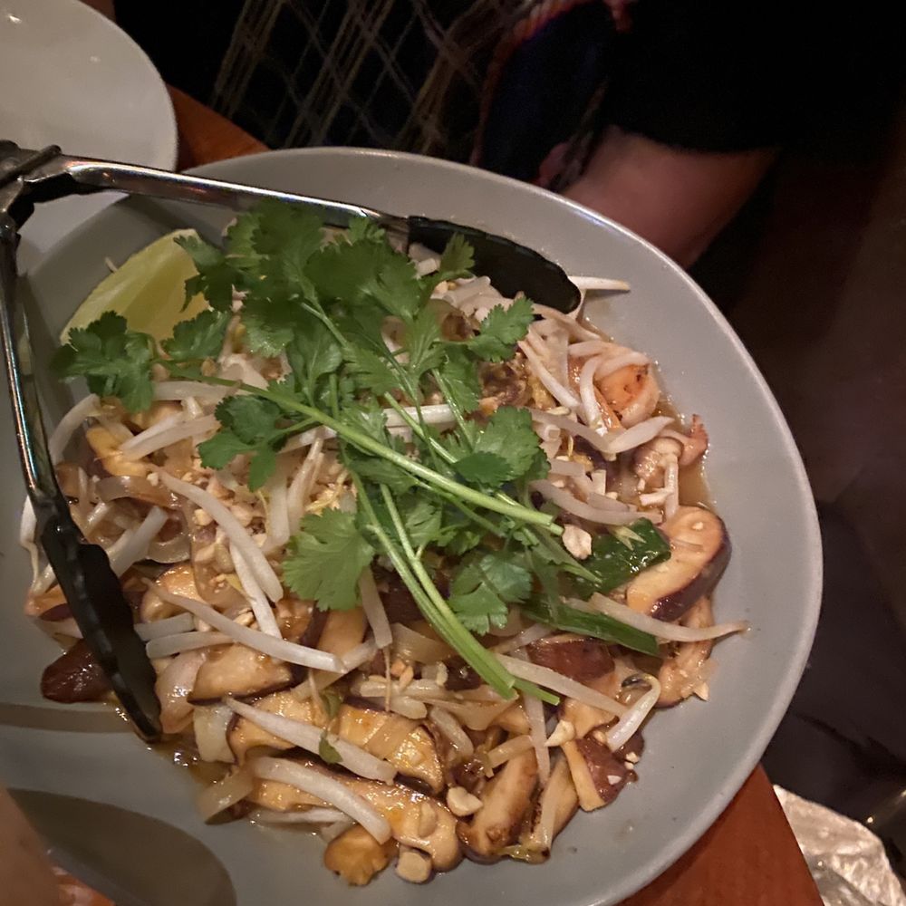 TAO Chicago Restaurant - Pan Asian Near Me - Chicago, Illinois