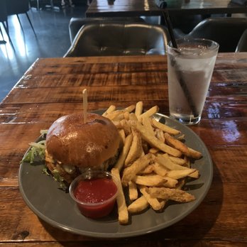 Pub Thirty Two - House Burger - Gastropubs Near Me - Mission Viejo, California Pub Thirty Two - House Burger - Gastropubs Near Me - Mission Viejo, California