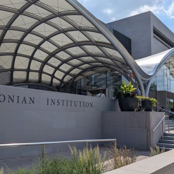 Smithsonian - Museums Near Me - Washington, DC, District of Columbia