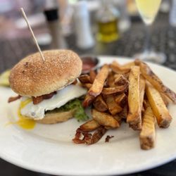 Bell's Mansion - Breakfast BLT