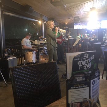 Hickory Tavern - St Patric's Day band - Sports Bars Near Me - Fort Mill, South Carolina Hickory Tavern - St Patric's Day band - Sports Bars Near Me - Fort Mill, South Carolina