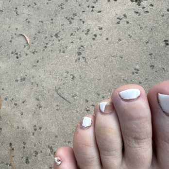 Diva Nails & Spa - Chipped nails - Nail Salons Near Me - San Jose, California Diva Nails & Spa - Chipped nails - Nail Salons Near Me - San Jose, California