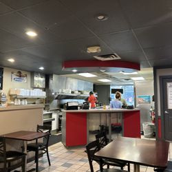 Joe's Top Dog Restaurant & Bar
