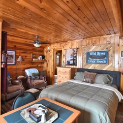 White Pine Lodge - Dakota Cabin - great for singles or couples