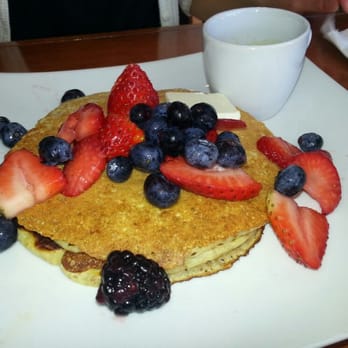 Humble Bee - Short Stack w/ Berries - Breakfast & Brunch Near Me - Northridge, California Humble Bee - Short Stack w/ Berries - Breakfast & Brunch Near Me - Northridge, California