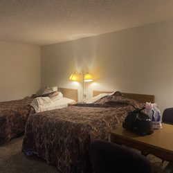 Taloga Motel - Motel beds