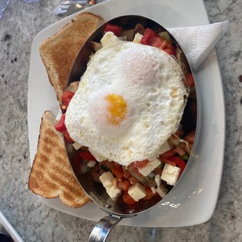 Jessica's Restaurant - a pan of eggs and toast - New American Near Me - Roscoe, Illinois