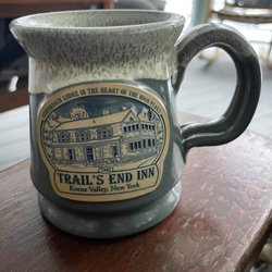 Trail's End Inn