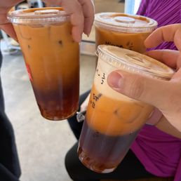 Oat milk Thai tea Oat milk Thai tea