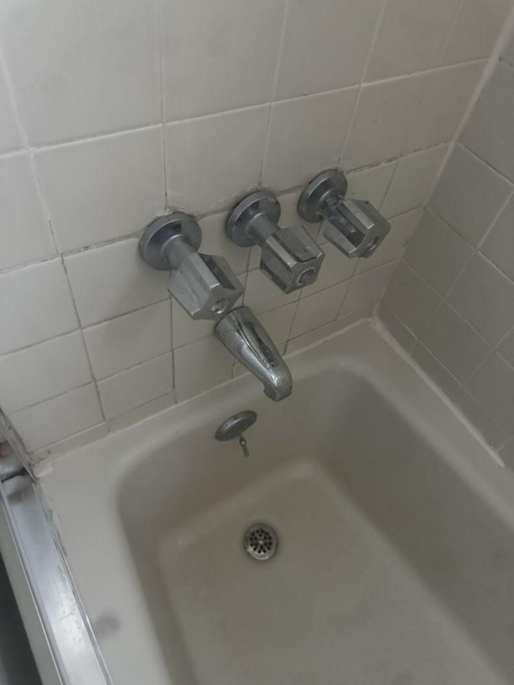 Slide of GF Plumbing Service