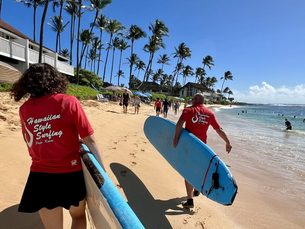 Hawaiian Style Surfing Logo