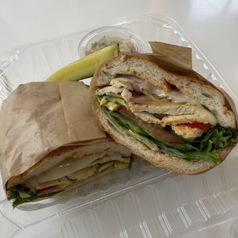 Cafe Isa - Cafes Near Me - Irvine, California