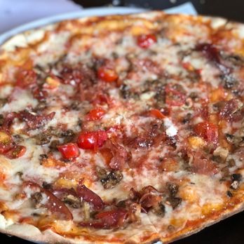 Eatalian - Giuditta Pizza - Italian Near Me - Gardena, California