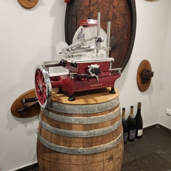 Kurpfalz Weinstuben - Wine Bars Near Me - Berlin, BE Kurpfalz Weinstuben - Wine Bars Near Me - Berlin, BE