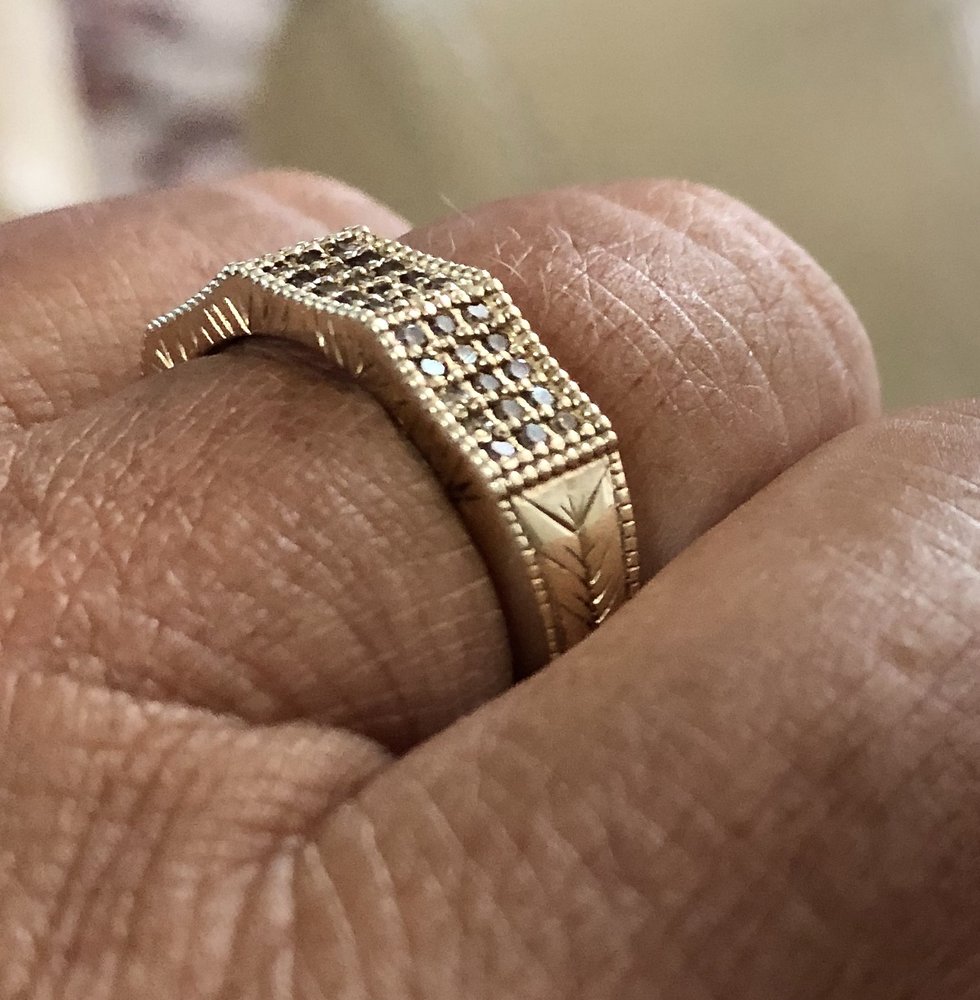 PARADISE JEWELERS Updated August 2024 80 Photos & 142 Reviews 166