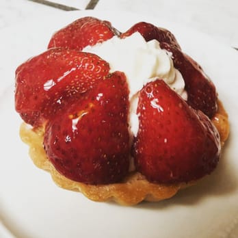 Andersen Bakery - Strawberry tart. - Bakeries Near Me - San Jose, California