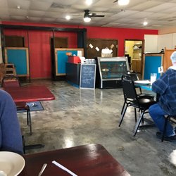 Fresh Cut Diner - Inside