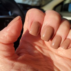 Deluxe Nails & Spa