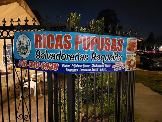 Ricas Pupusas by null