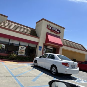 Carl's Jr - ..... - Burgers Near Me - Kerman, California