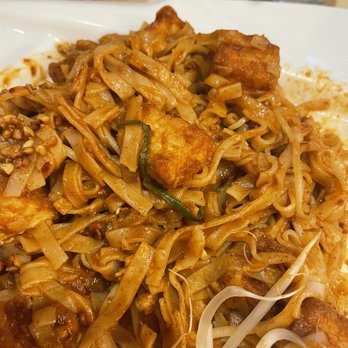 Sakura - Pad Thai with tofu - Japanese Near Me - St. George, Utah