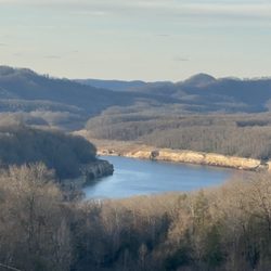 Summersville Lake Retreat & Lighthouse - The Summerville river view from lighthouse