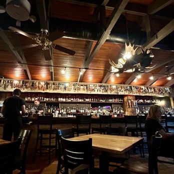 Wapiti Colorado Pub - Huge bar. So much to look at - American Near Me - Estes Park, Colorado Wapiti Colorado Pub - Huge bar. So much to look at - American Near Me - Estes Park, Colorado