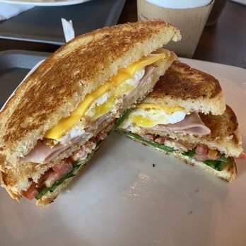 Moma’s Cafe - Club sandwich - Cafes Near Me - Orlando, Florida