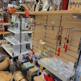 Crystal Vibez - Gift Shops Near Me - Sacramento, California Crystal Vibez - Gift Shops Near Me - Sacramento, California