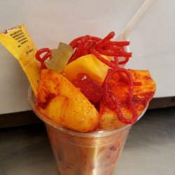 Refresqueria Tropical Market & Federal - Fresh mango preparado