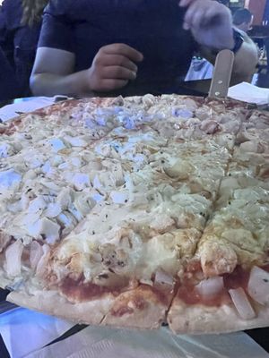 JL's Pizza and Sports Bar by null