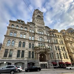 Swingin' Door Exchange - Historic Mackie Building, once the site of the Grain Exchange. Swingin Door is bottom right