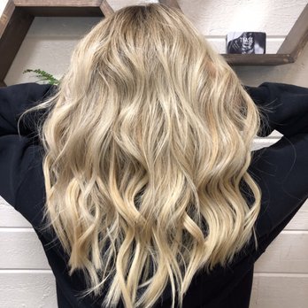 Tease Blow Dry Bar + Salon Studio - Hair Salons Near Me - Vista, California