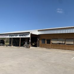 Peach Creek Market - Outside