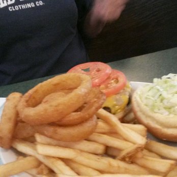 Metro Diner - Wrong side but the fries and onion rings are really good as well. ... - Diners Near Me - Newark, Delaware