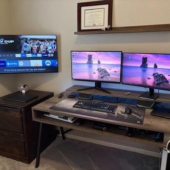 Catalina Home Tech - Corner office swivel mount, paint matched raceway near baseboard for cable hiding. - IT Services & Computer Repair Near Me - Tucson, Arizona Catalina Home Tech - Corner office swivel mount, paint matched raceway near baseboard for cable hiding. - IT Services & Computer Repair Near Me - Tucson, Arizona