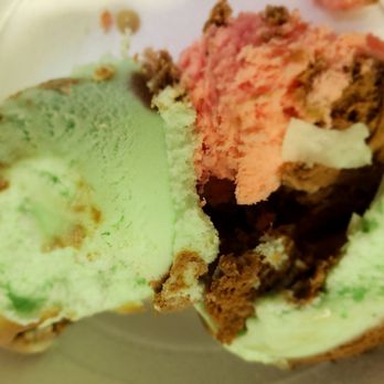 Barbiere's Italian Inn - The ice creme from the lasagna dinner. - Italian Near Me - Milwaukee, Wisconsin