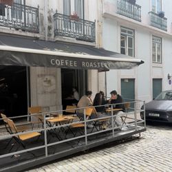 Fábrica Coffee Roasters - Outside