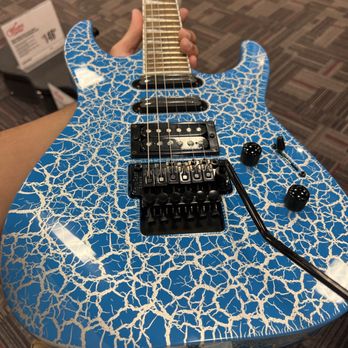 Guitar Center - Musical Instruments & Teachers Near Me - Paramus, New Jersey