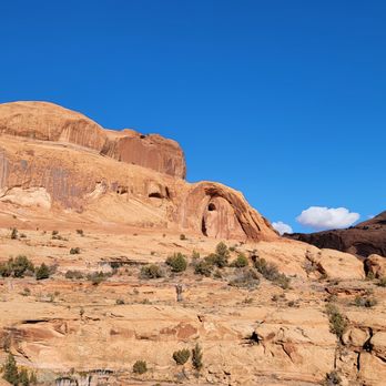 Corona Arch Trail - Hiking Near Me - Moab, Utah Corona Arch Trail - Hiking Near Me - Moab, Utah